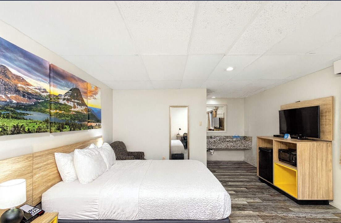 Guest room at the Days Inn by Wyndham Wheatland in Wheatland, Wyoming