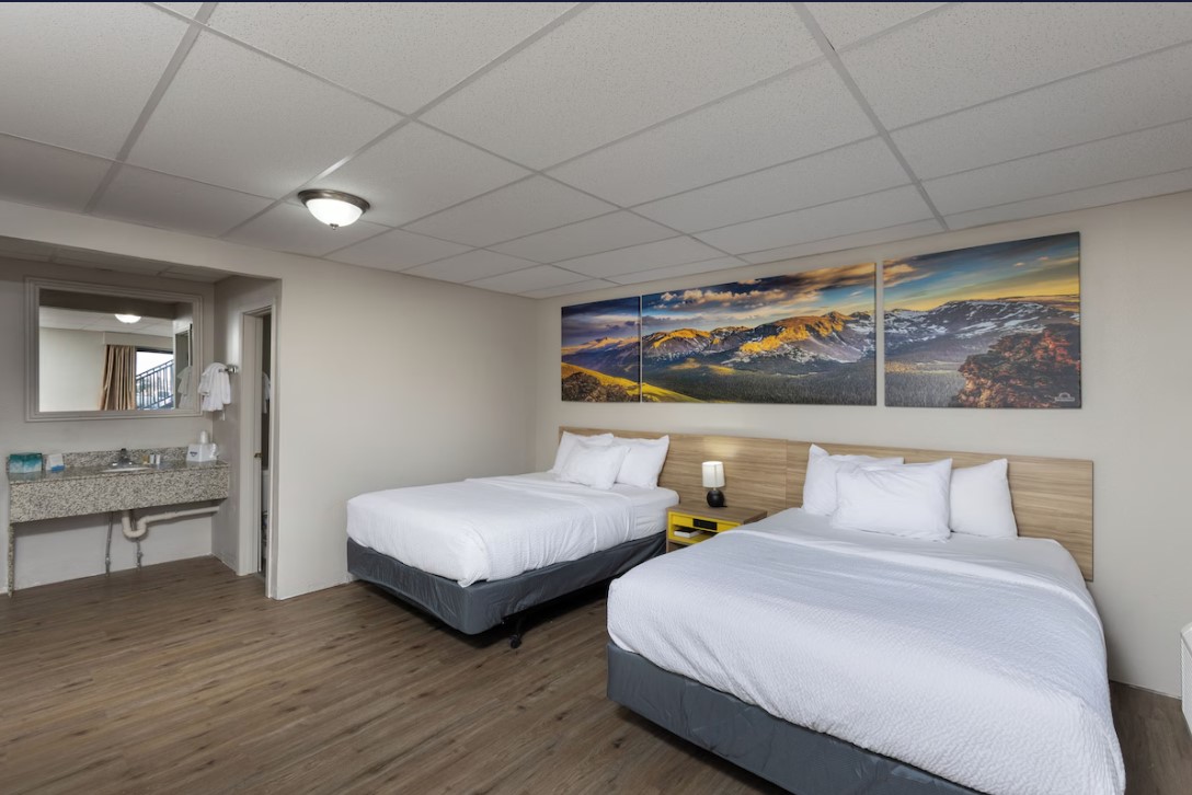 Guest room at the Days Inn by Wyndham Wheatland in Wheatland, Wyoming