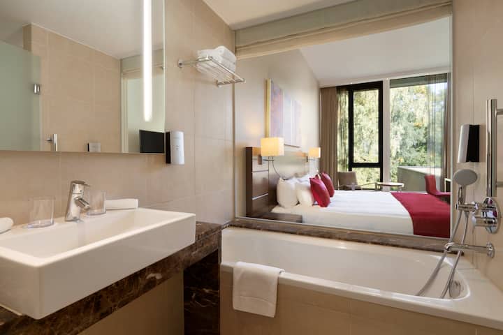 Guest room bath at the Dolce by Wyndham La Hulpe Brussels in La Hulpe, Other than US/Canada