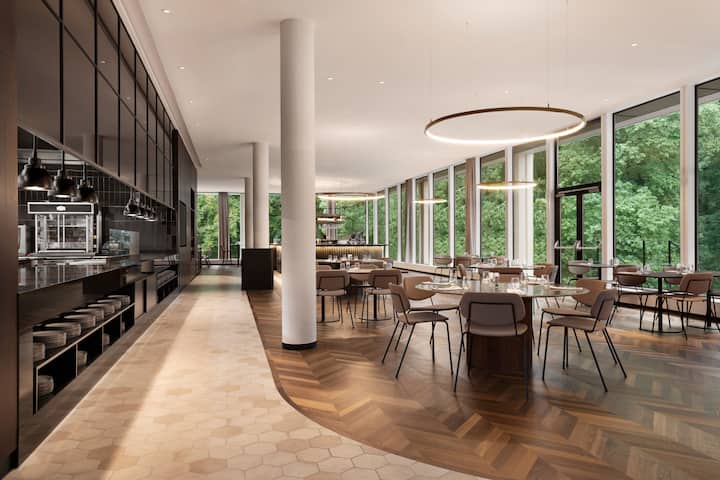 Dolce by Wyndham La Hulpe Brussels restaurant in La Hulpe, Other than US/Canada