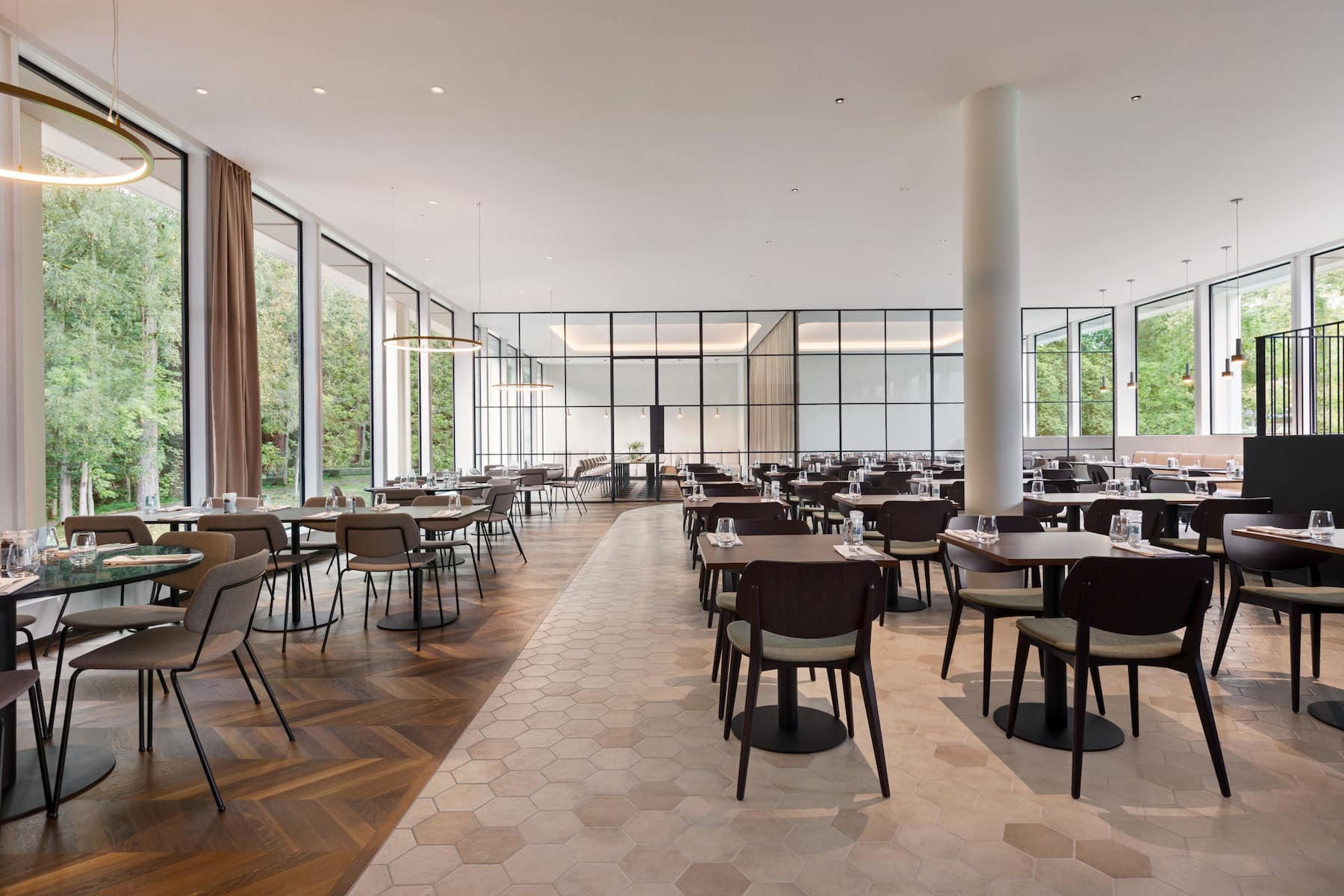 Dolce by Wyndham La Hulpe Brussels restaurant in La Hulpe, Other than US/Canada