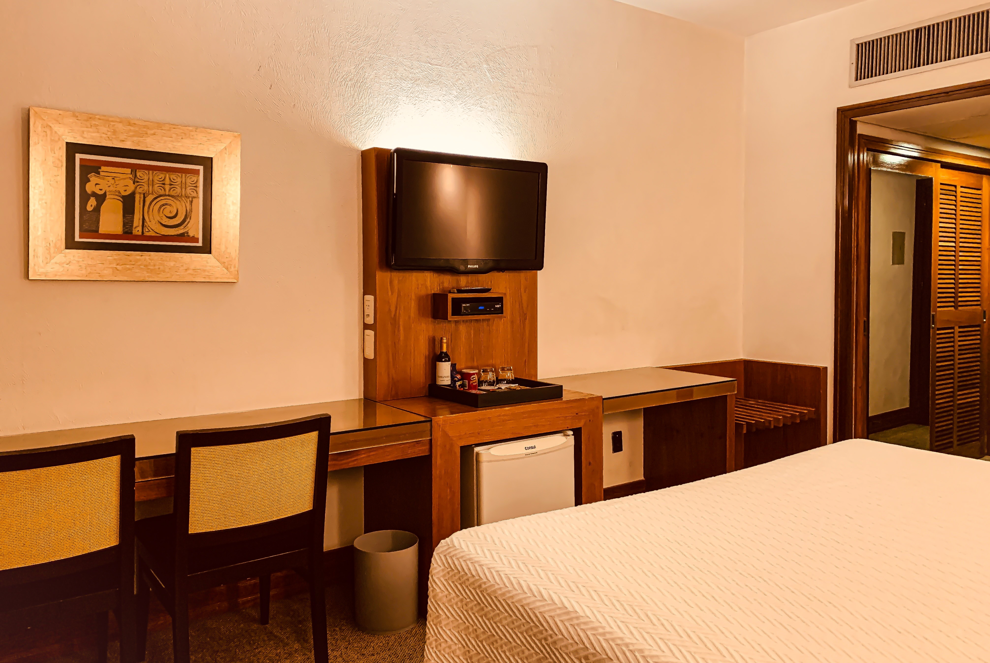 Guest room at the Ouro Minas Hotel Belo Horizonte, Dolce by Wyndham in Belo Horizonte, Other than US/Canada