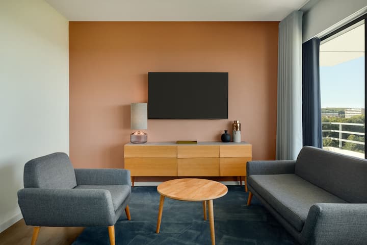 Comwell Hvide Hus Aalborg, Dolce by Wyndham suite in Aalborg, Other than US/Canada