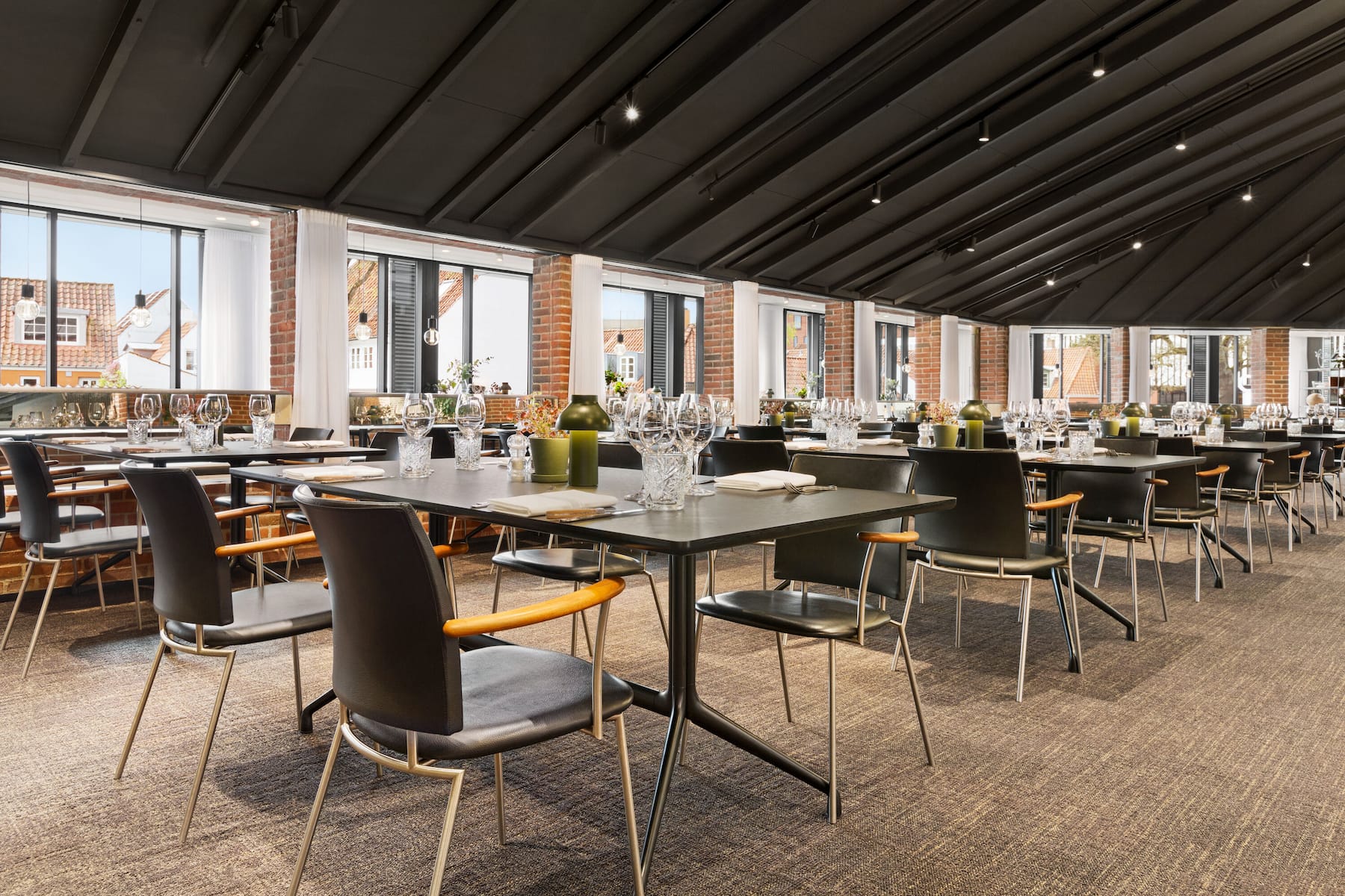 Comwell H. C. Andersen Odense Dolce by Wyndham restaurant in Odense C, Other than US/Canada