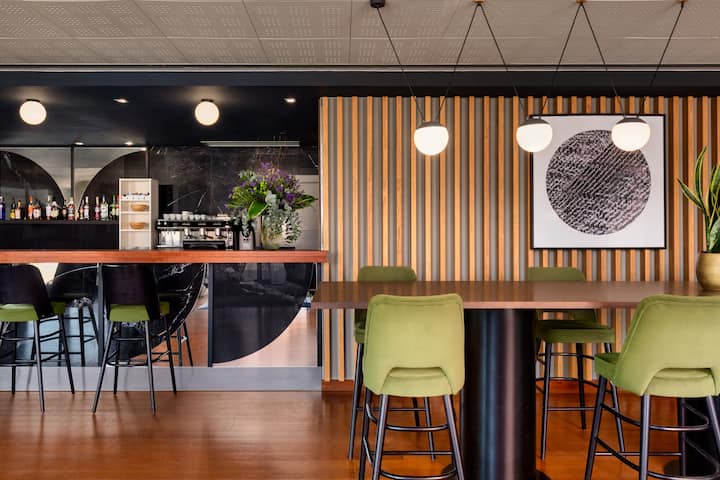 Bar at Dolce by Wyndham Barcelona Resort in Sant Esteve Sesrovires, Other than US/Canada