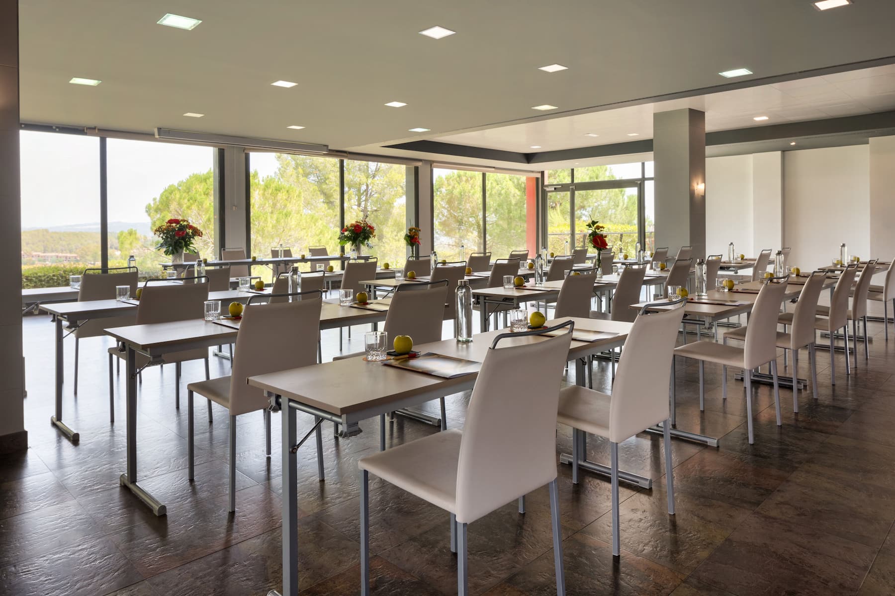 Classroom meeting room at Dolce by Wyndham Barcelona Resort in Sant Esteve Sesrovires, Other than US/Canada