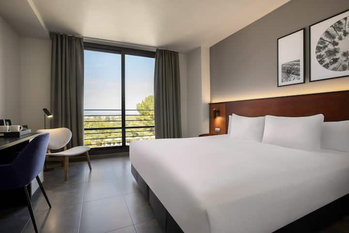 Guest room at the Dolce by Wyndham Barcelona Resort in Sant Esteve Sesrovires, Other than US/Canada