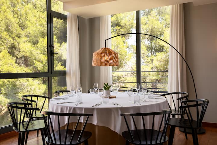 Dolce by Wyndham Barcelona Resort restaurant in Sant Esteve Sesrovires, Other than US/Canada