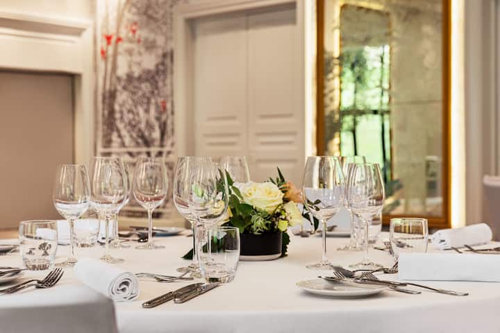 Meeting room banquet rounds at Dolce by Wyndham Versailles - Domaine du Montcel in Jouy-En-Josas, Other than US/Canada