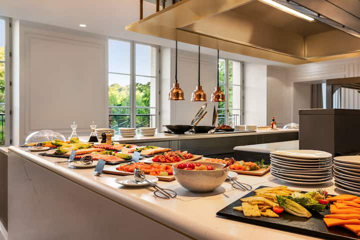 Free breakfast at Dolce by Wyndham Versailles - Domaine du Montcel in Jouy-En-Josas, Other than US/Canada