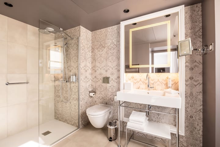 Guest room at the Dolce by Wyndham Versailles - Domaine du Montcel in Jouy-En-Josas, Other than US/Canada