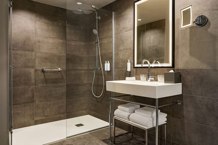 Guest room bath at the Dolce by Wyndham Versailles - Domaine du Montcel in Jouy-En-Josas, Other than US/Canada