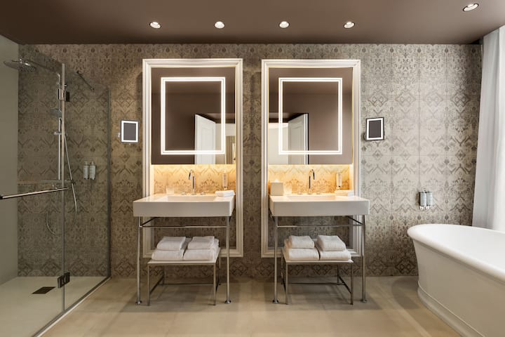 Guest room at the Dolce by Wyndham Versailles - Domaine du Montcel in Jouy-En-Josas, Other than US/Canada
