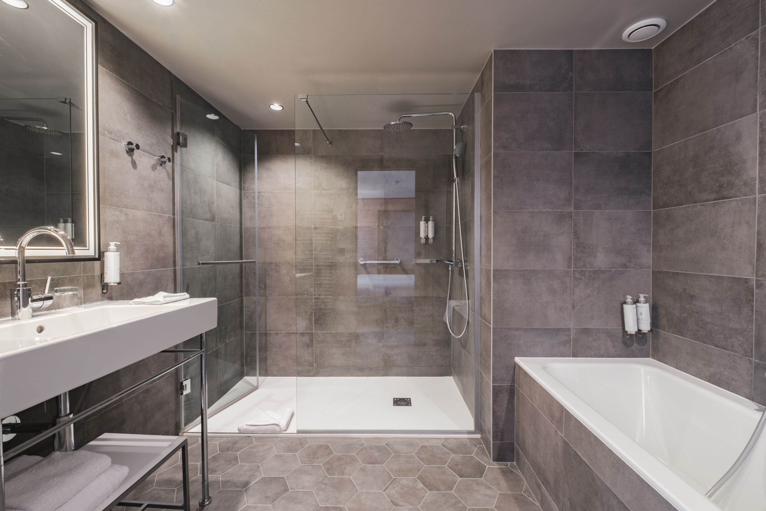 Guest room bath at the Dolce by Wyndham Versailles - Domaine du Montcel in Jouy-En-Josas, Other than US/Canada