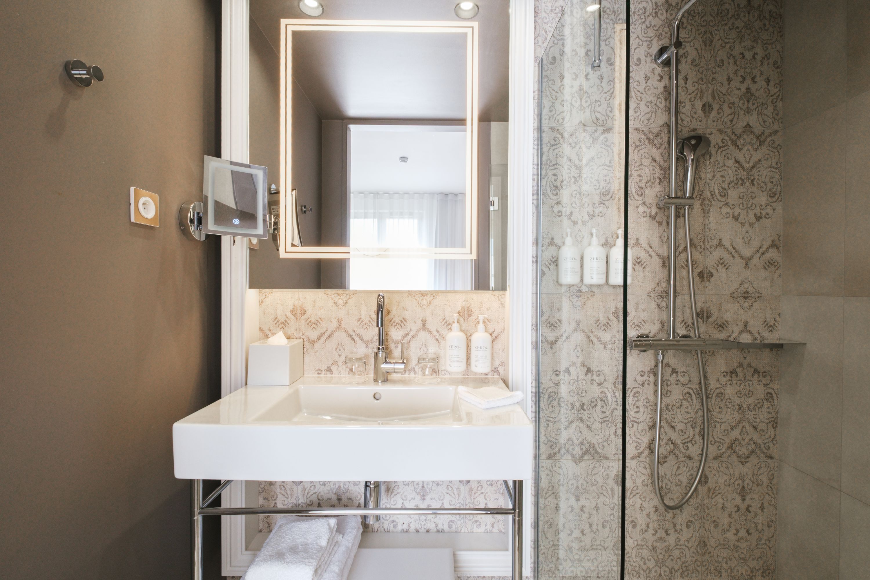 Guest room bath at the Dolce by Wyndham Versailles - Domaine du Montcel in Jouy-En-Josas, Other than US/Canada