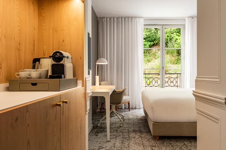 Guest room at the Dolce by Wyndham Versailles - Domaine du Montcel in Jouy-En-Josas, Other than US/Canada