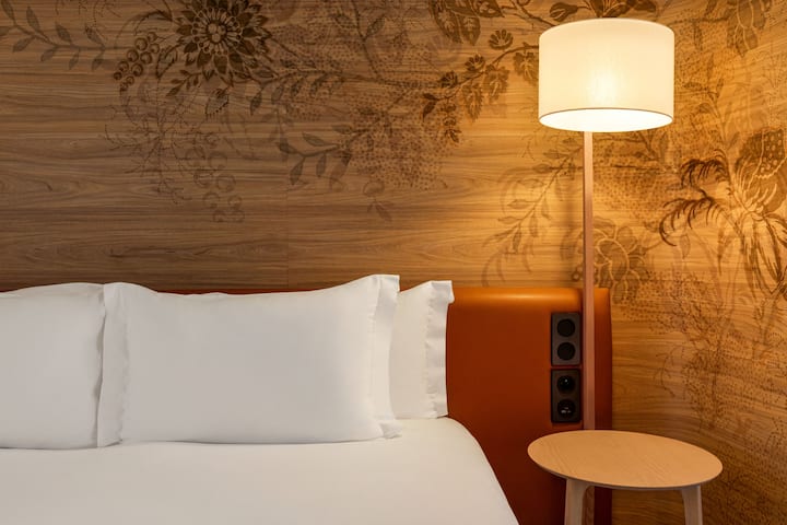 Guest room at the Dolce by Wyndham Versailles - Domaine du Montcel in Jouy-En-Josas, Other than US/Canada