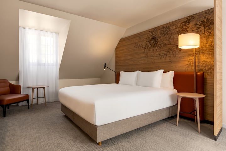 Guest room at the Dolce by Wyndham Versailles - Domaine du Montcel in Jouy-En-Josas, Other than US/Canada