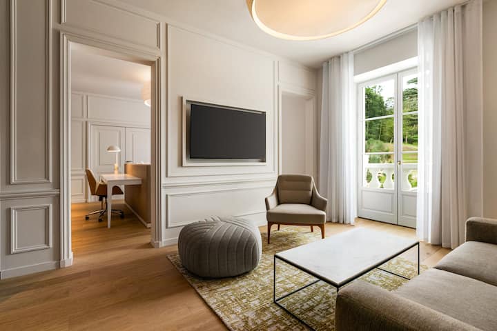 Guest room at the Dolce by Wyndham Versailles - Domaine du Montcel in Jouy-En-Josas, Other than US/Canada