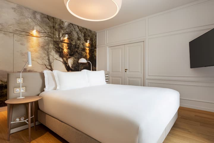 Guest room at the Dolce by Wyndham Versailles - Domaine du Montcel in Jouy-En-Josas, Other than US/Canada