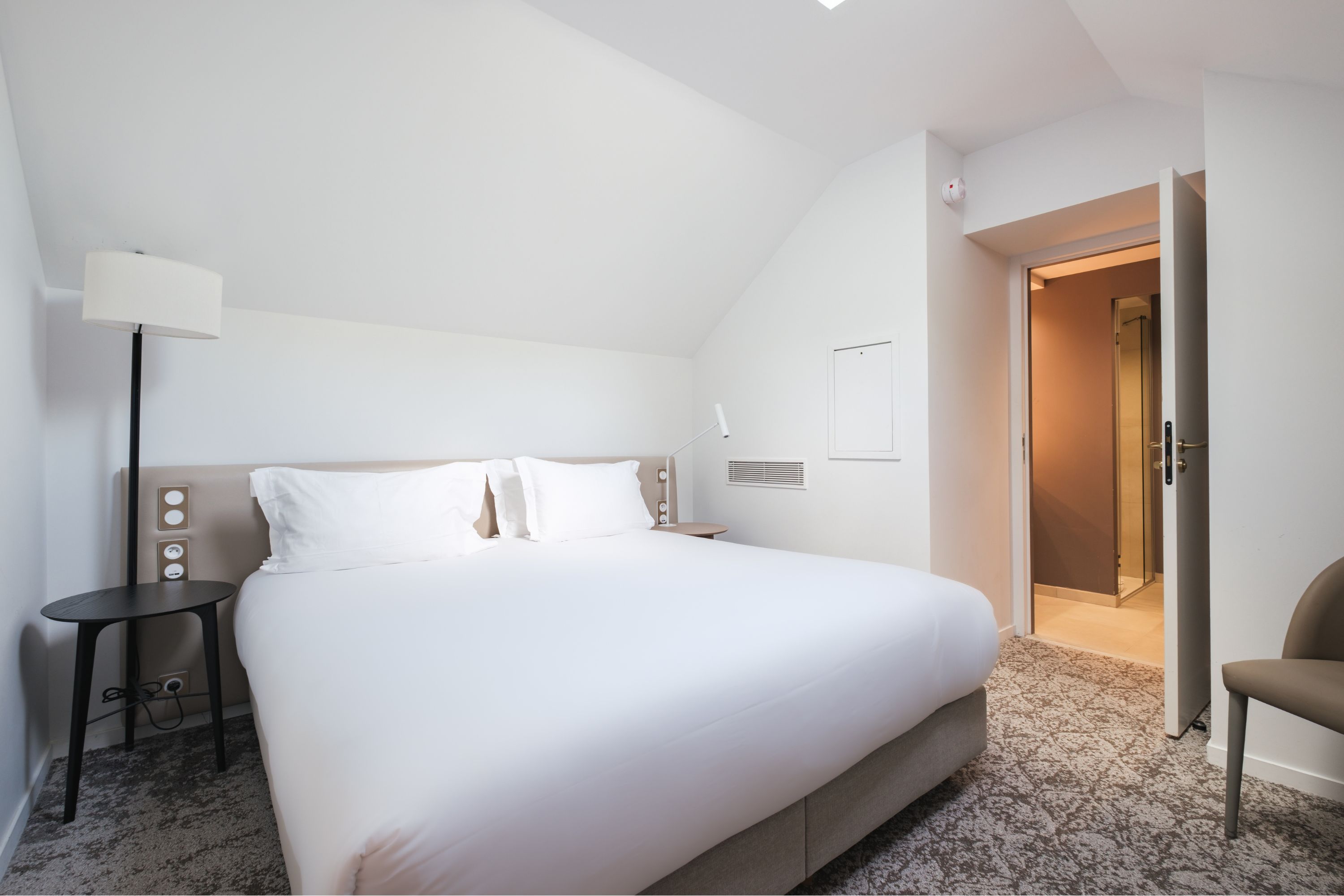 Guest room at the Dolce by Wyndham Versailles - Domaine du Montcel in Jouy-En-Josas, Other than US/Canada