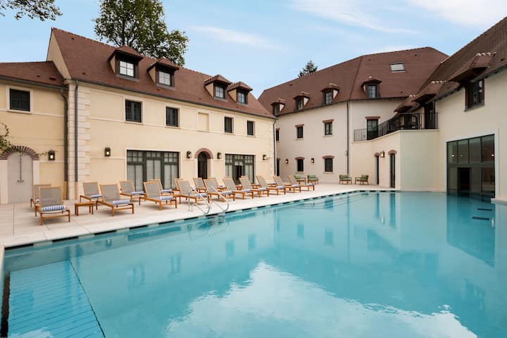 Pool at the Dolce by Wyndham Versailles - Domaine du Montcel in Jouy-En-Josas, Other than US/Canada