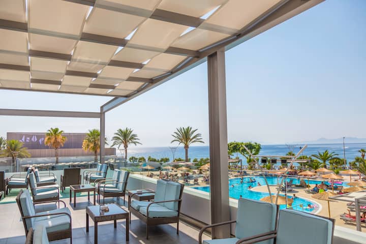 Akti Imperial Hotel & Convention Center Dolce by Wyndham restaurant in Rhodes, Other than US/Canada