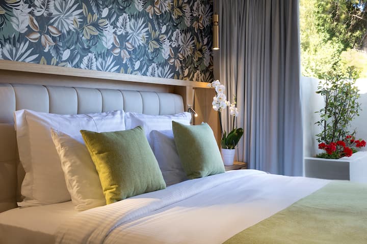 Dolce by Wyndham Athens Attica Riviera suite in Vravrona, Other than US/Canada