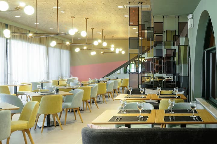 Dolce by Wyndham Athens Attica Riviera restaurant in Vravrona, Other than US/Canada