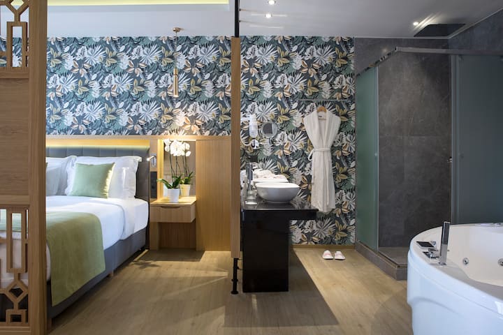 Dolce by Wyndham Athens Attica Riviera suite in Vravrona, Other than US/Canada