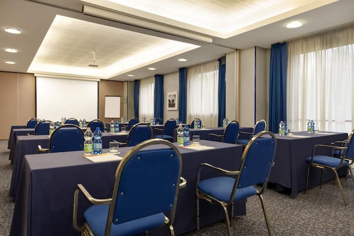 Classroom meeting room at Dolce by Wyndham Milan Malpensa in Somma Lombardo, Other than US/Canada
