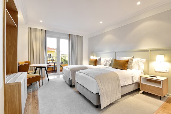 Guest room at the Dolce by Wyndham CampoReal Lisboa in Turcifal, Other than US/Canada