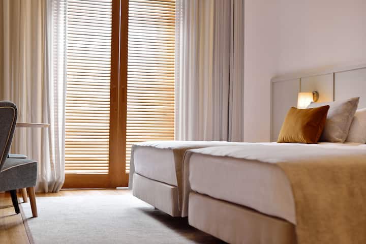 Guest room at the Dolce by Wyndham CampoReal Lisboa in Turcifal, Other than US/Canada