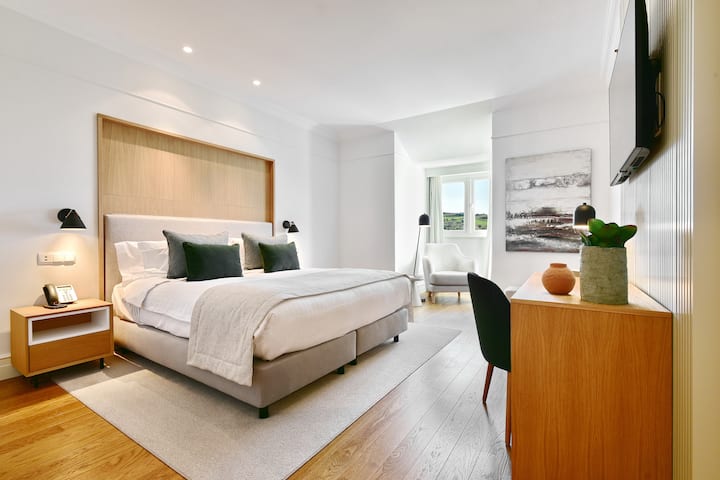 Dolce by Wyndham CampoReal Lisboa suite in Turcifal, Other than US/Canada