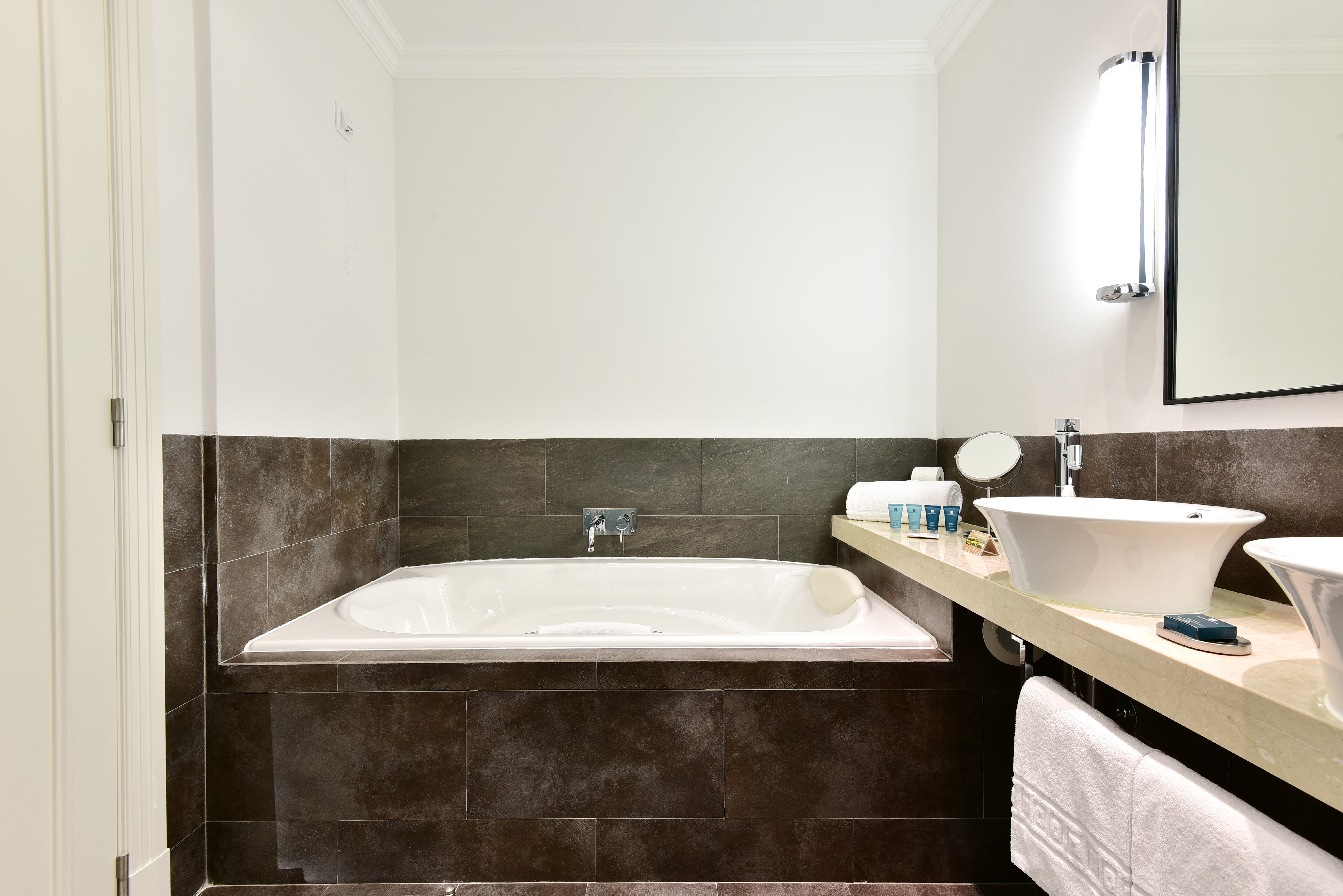 Guest room at the Dolce by Wyndham CampoReal Lisboa in Turcifal, Other than US/Canada