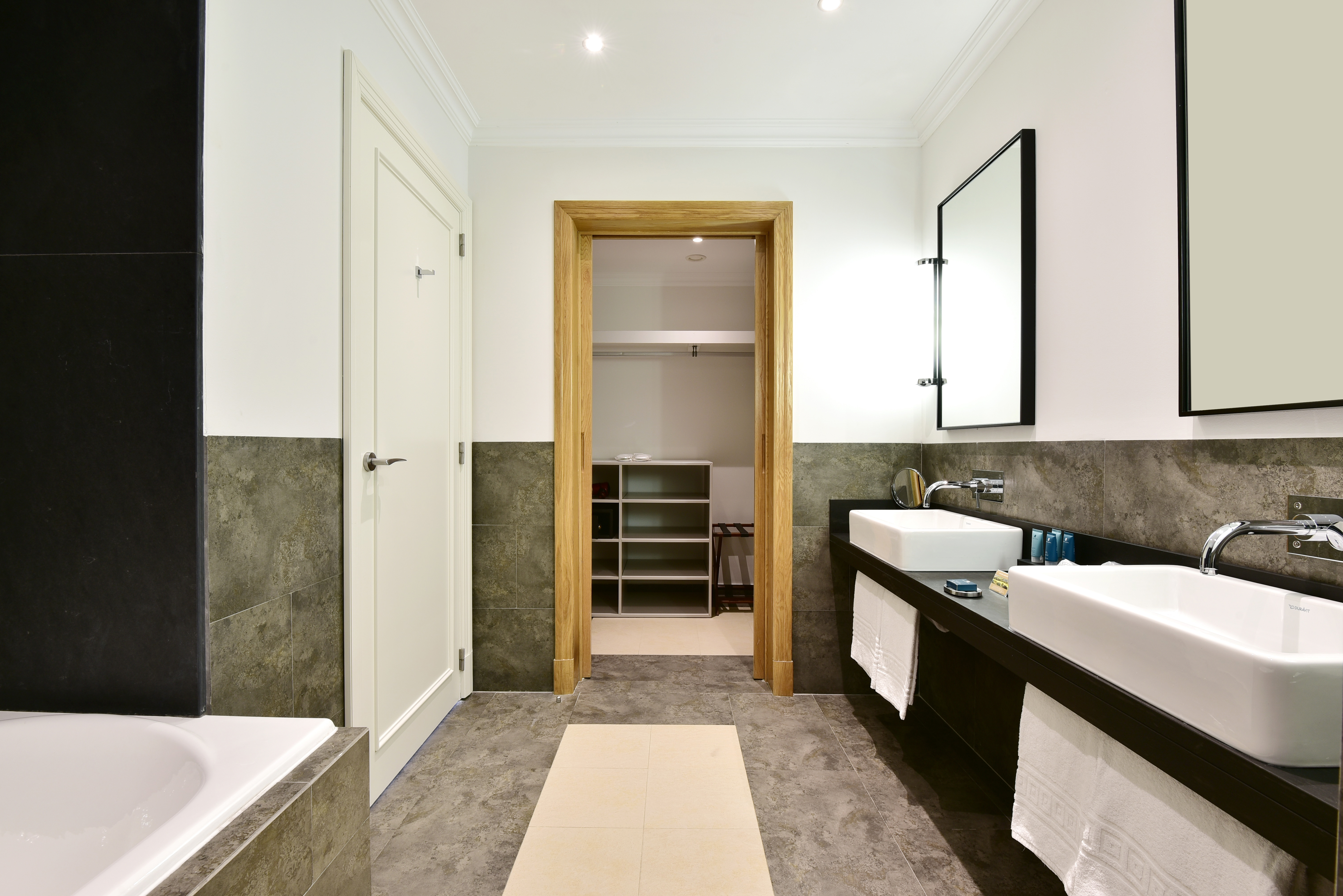 Guest room at the Dolce by Wyndham CampoReal Lisboa in Turcifal, Other than US/Canada