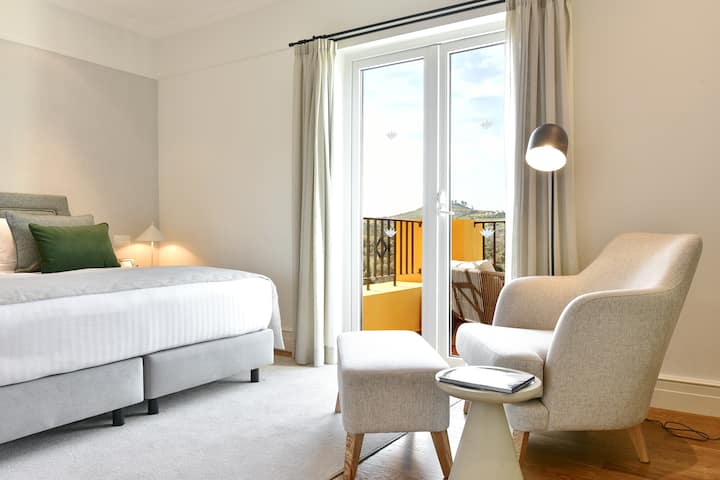 Guest room at the Dolce by Wyndham CampoReal Lisboa in Turcifal, Other than US/Canada
