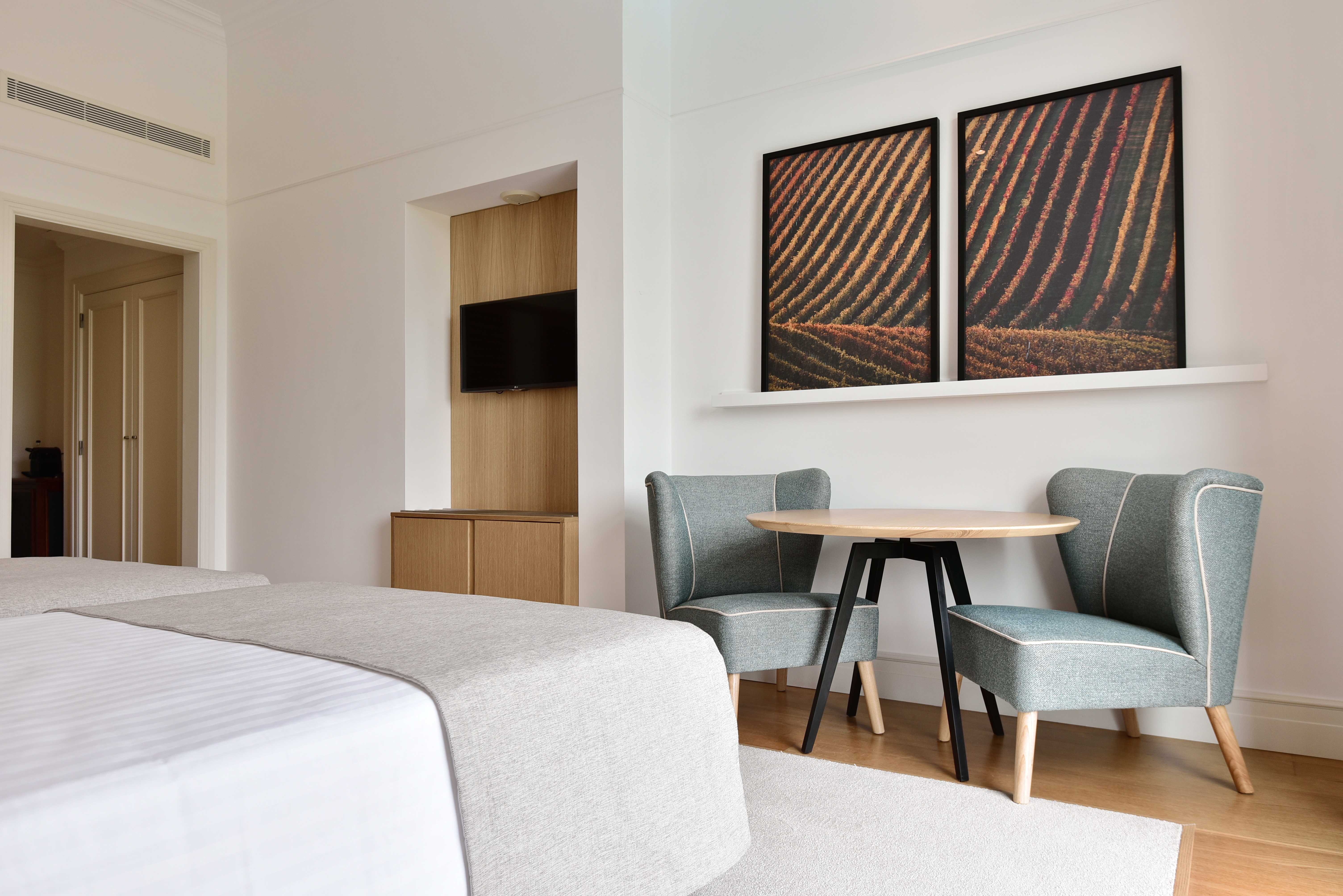 Guest room at the Dolce by Wyndham CampoReal Lisboa in Turcifal, Other than US/Canada