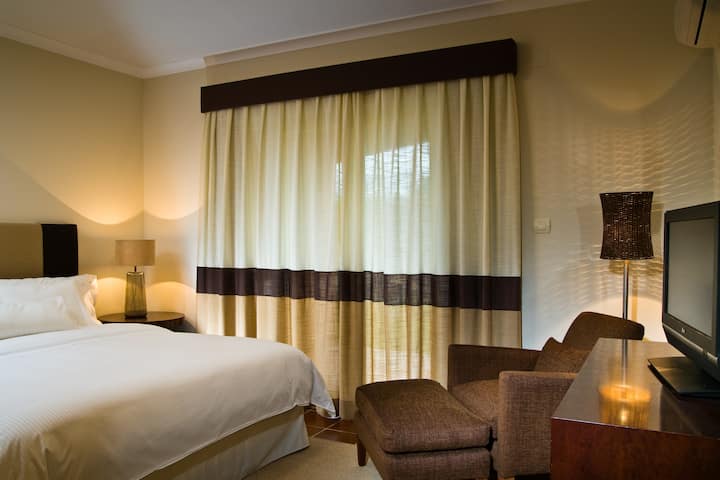 Guest room at the Dolce by Wyndham CampoReal Lisboa in Turcifal, Other than US/Canada