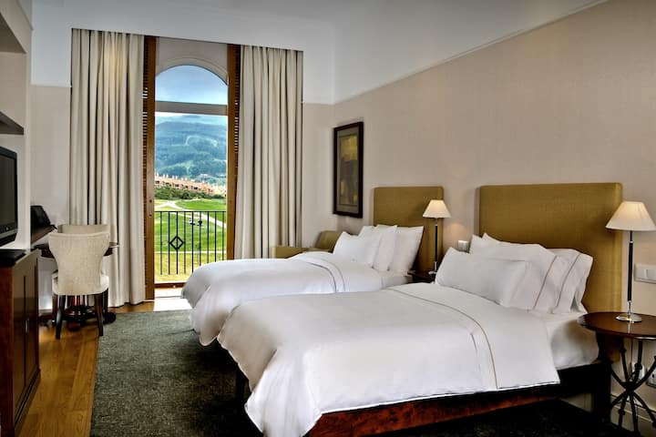 Guest room at the Dolce by Wyndham CampoReal Lisboa in Turcifal, Other than US/Canada