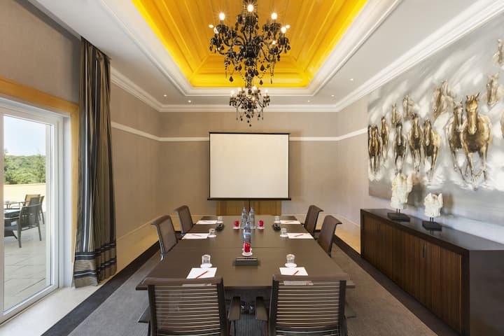 Meeting room at Dolce by Wyndham CampoReal Lisboa in Turcifal, Other than US/Canada