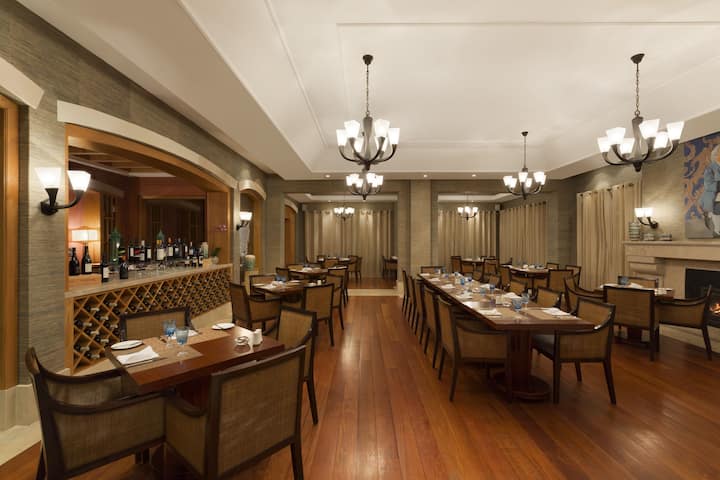 Dolce by Wyndham CampoReal Lisboa restaurant in Turcifal, Other than US/Canada