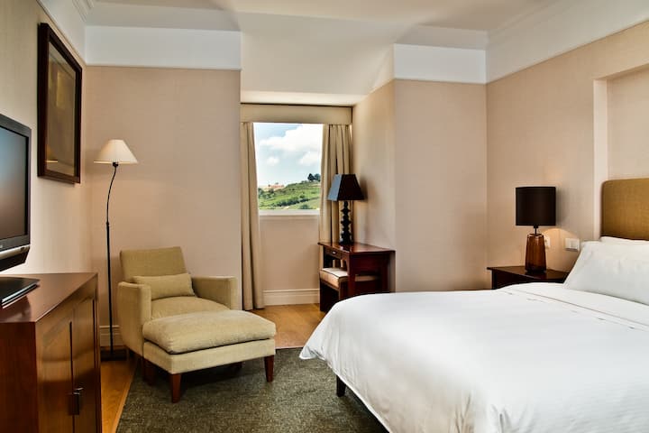 Dolce by Wyndham CampoReal Lisboa suite in Turcifal, Other than US/Canada