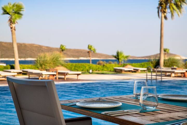 Dolce by Wyndham Cesme Alacati poolside restaurant in Cesme, Other than US/Canada