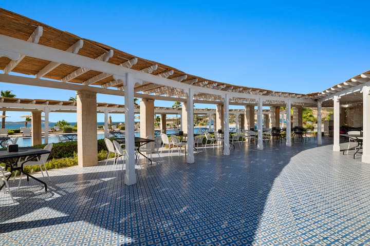 Dolce by Wyndham Cesme Alacati restaurant snack bar in Cesme, Other than US/Canada