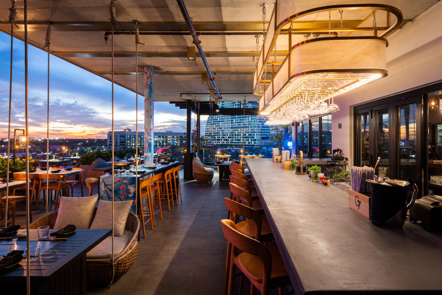 Bar at Dolce by Wyndham Hollywood in Hollywood, Florida