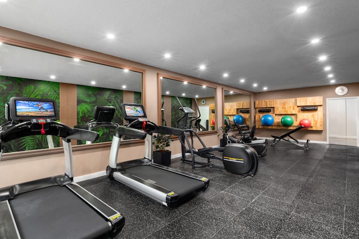 Fitness room at Dolce by Wyndham Hollywood in Hollywood, Florida