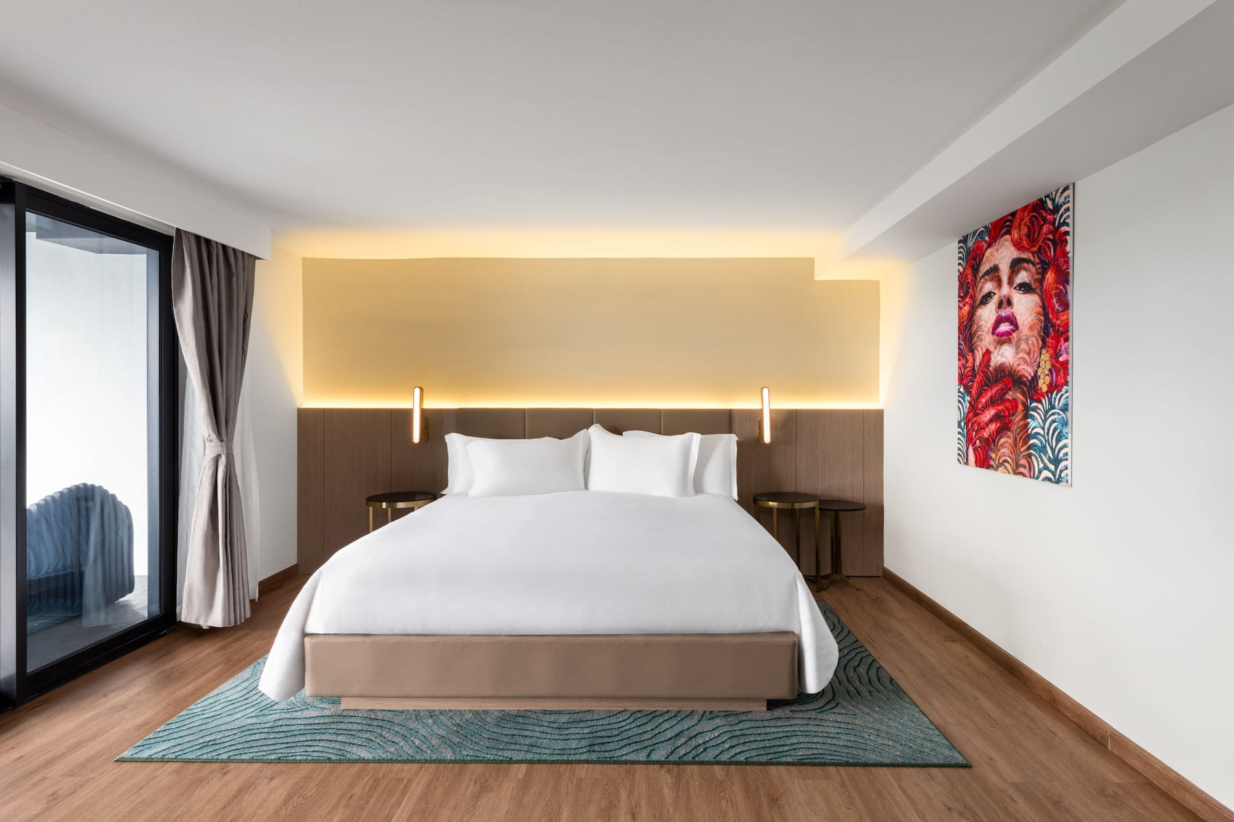 Guest room at the Dolce by Wyndham Hollywood in Hollywood, Florida