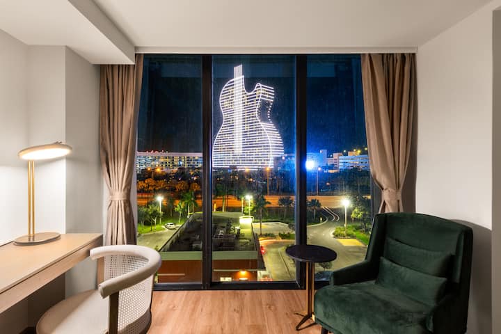 Guest room amenity at Dolce by Wyndham Hollywood in Hollywood, Florida