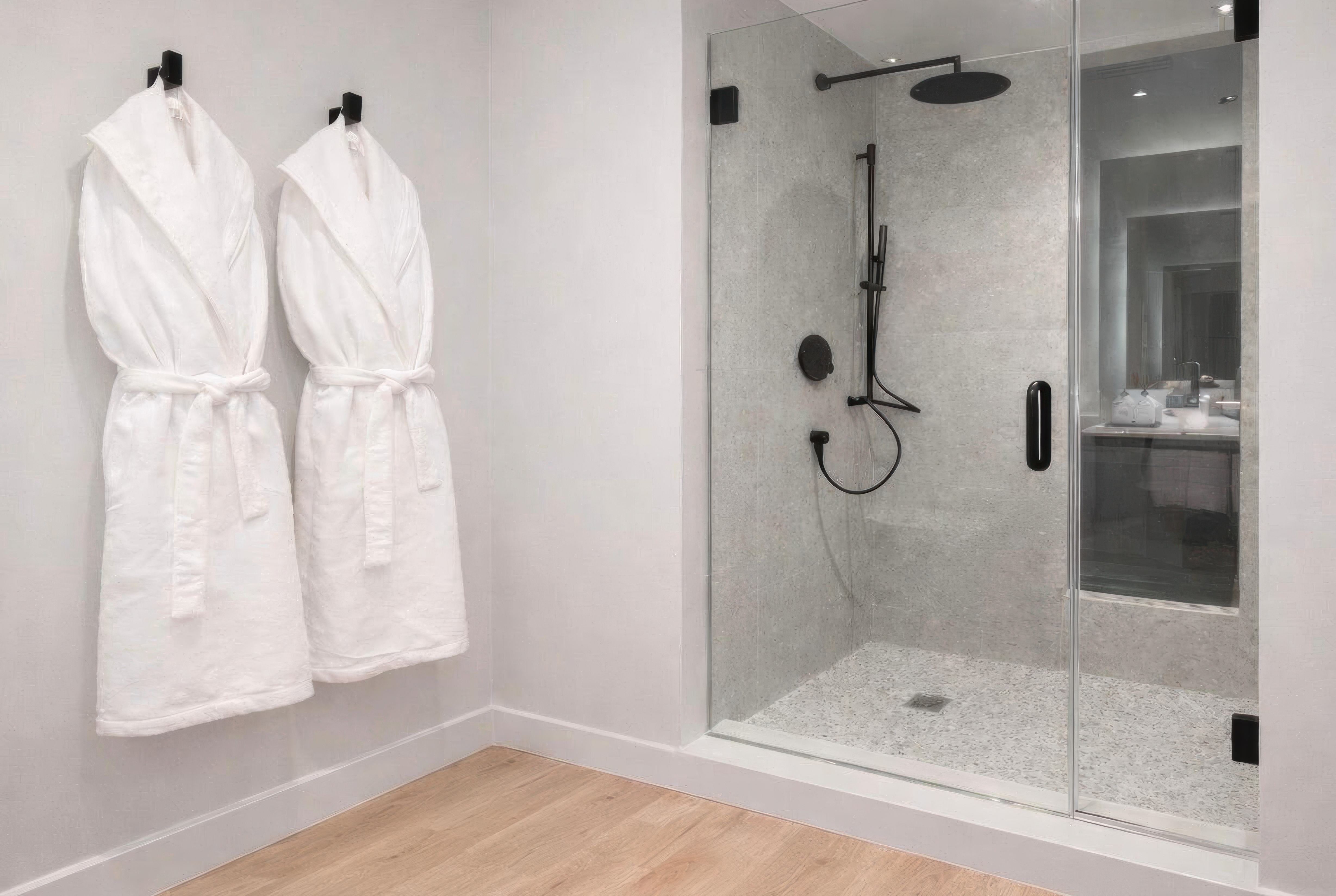 Guest room bath at the Dolce by Wyndham Miami Beach in Miami Beach, Florida